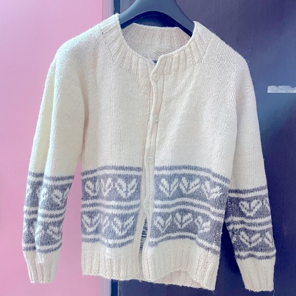 Sweaters - Very Warm button down pure wool hand made sweater in off white colour, Size M